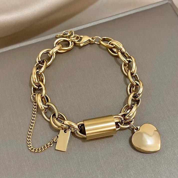 Tykt armbånd med hjerter | Gull