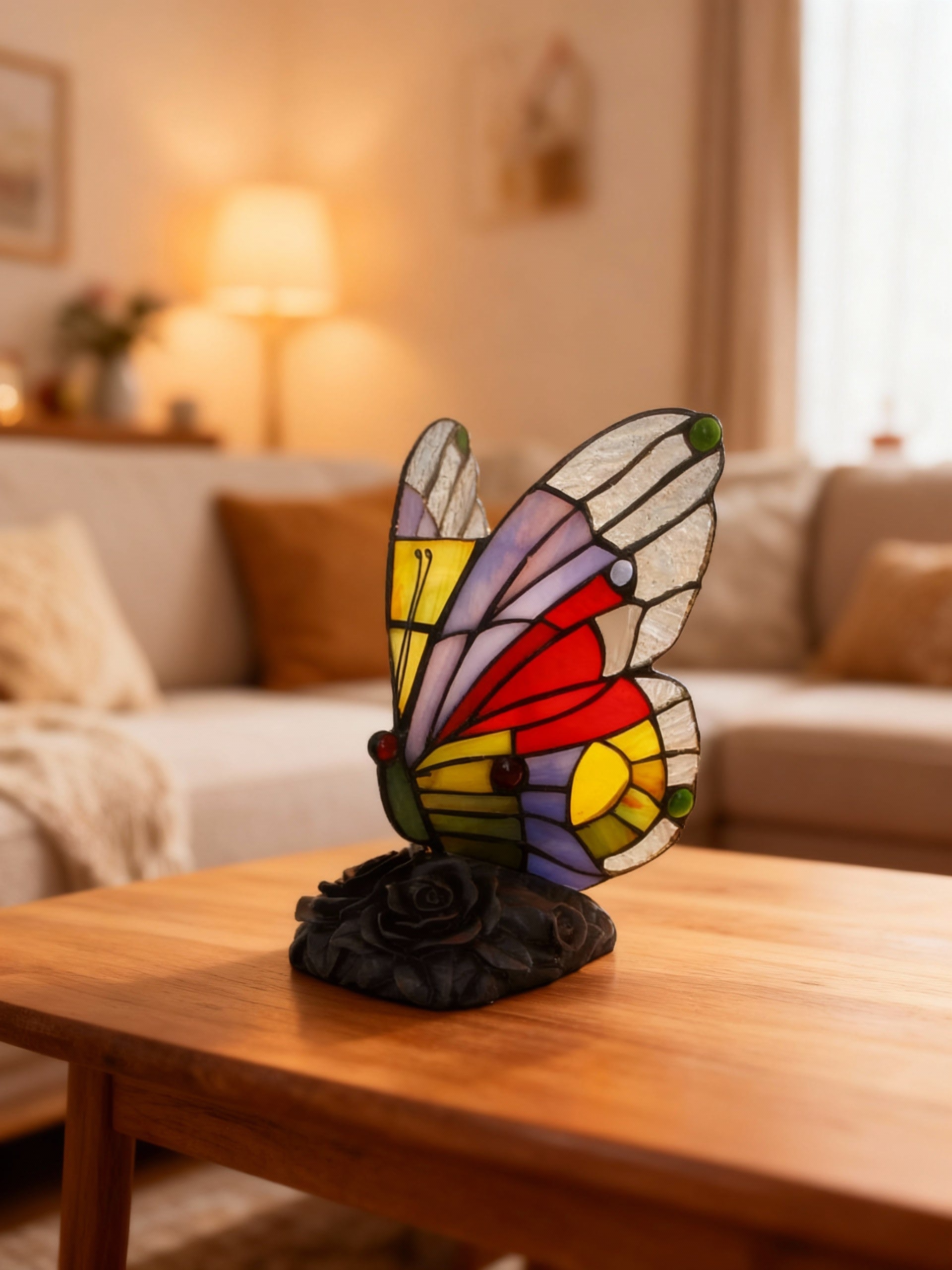 FARGEVINGE | Fargerik bordlampe med sommerfugler