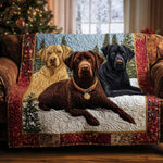 Stina – Quiltet sofatrekk med labrador