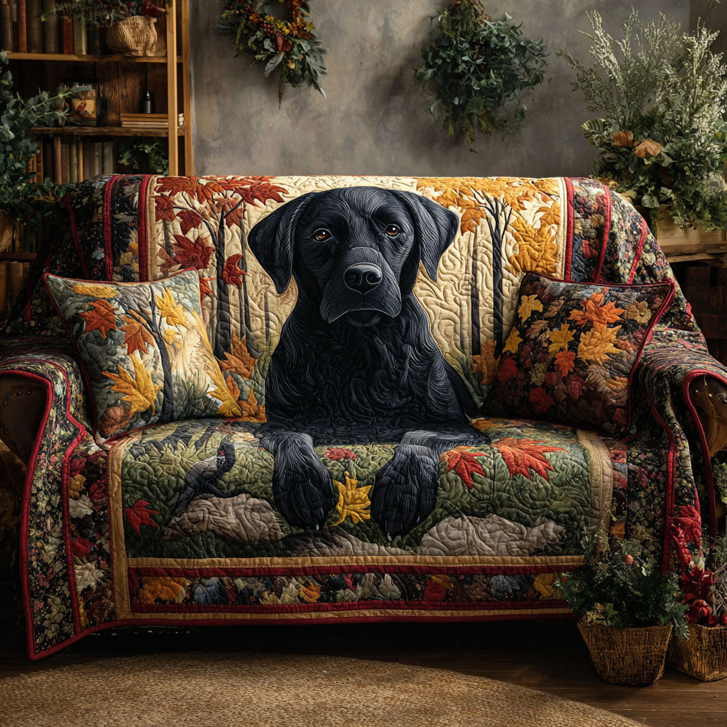 Stina – Quiltet sofatrekk med labrador