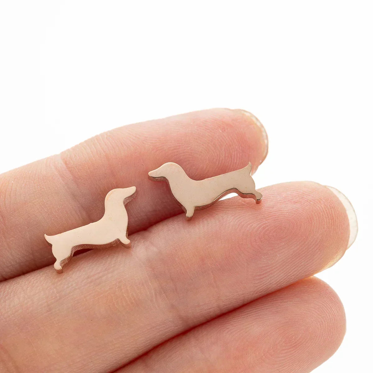 Øredobber dachshund – minimalistiske metalløredobber
