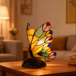 SOLVINGE | Gul glassmosaikklampe med vinger
